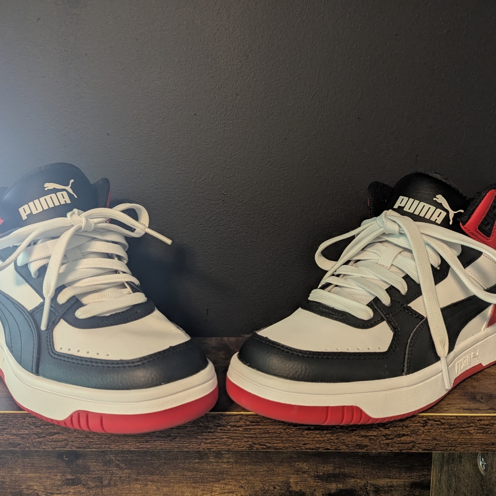 Puma Black and Red Sneakers Retro Style